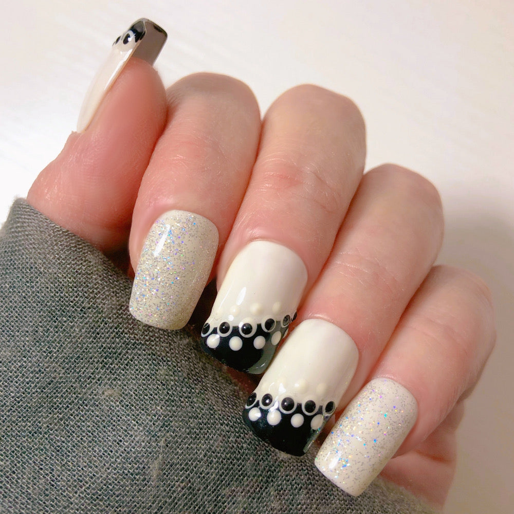 French Oreo - Venuza Nails